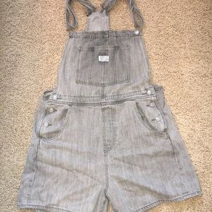 Gray Levi’s Overall Shorts